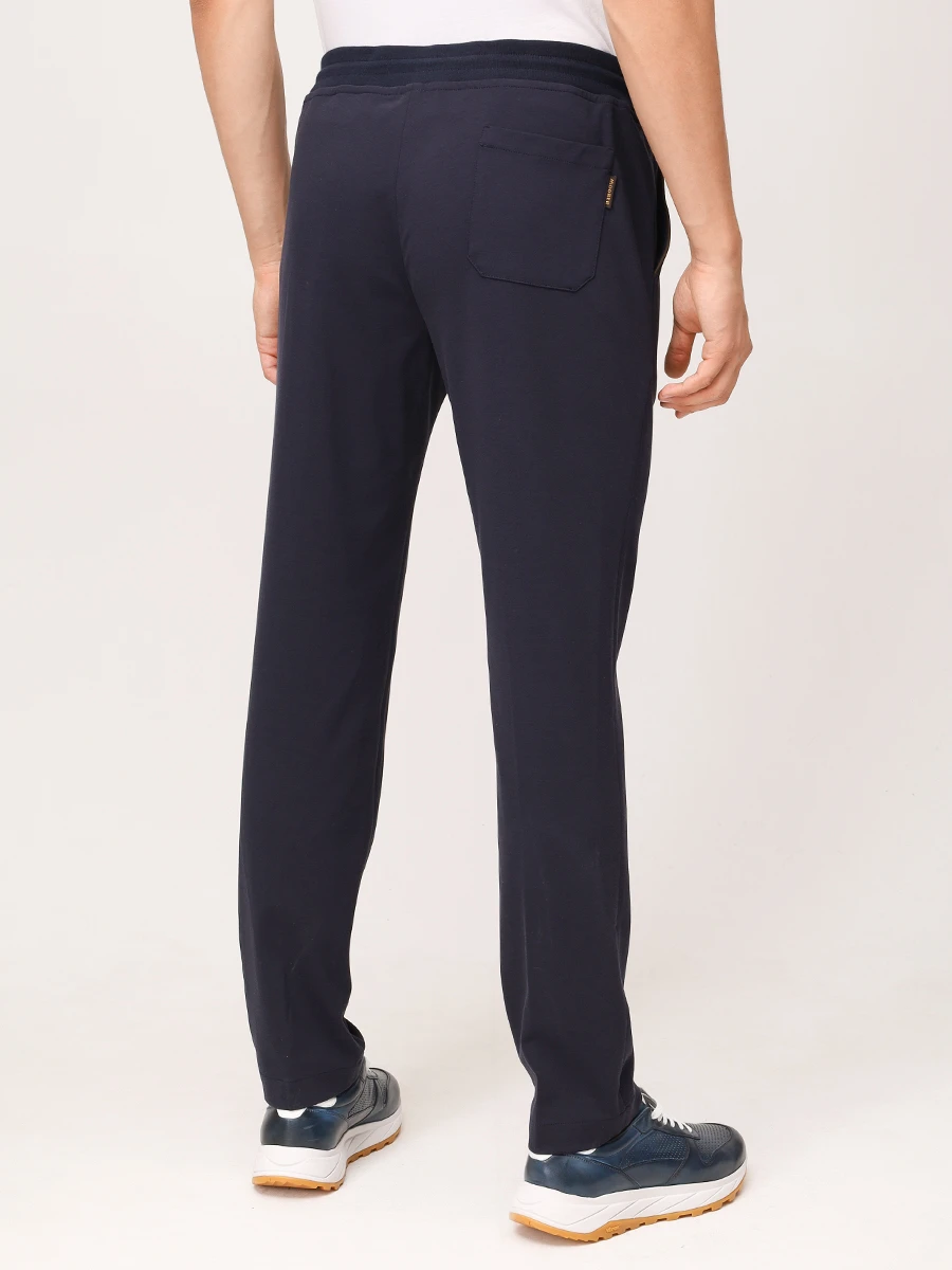 Костюм из вискозы