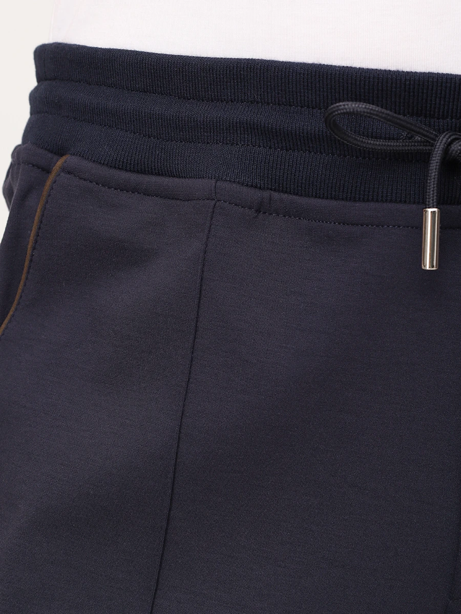 Костюм из вискозы