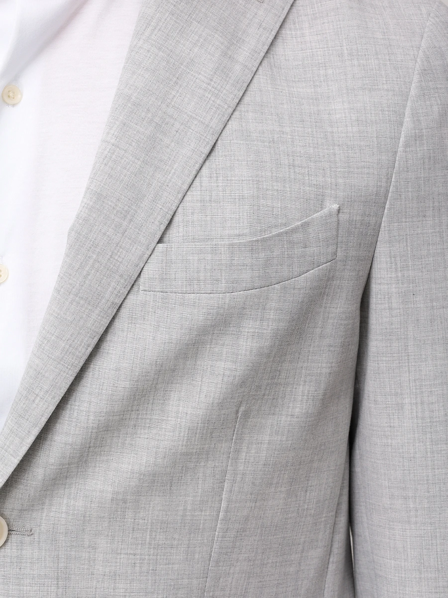 Костюм однотонный