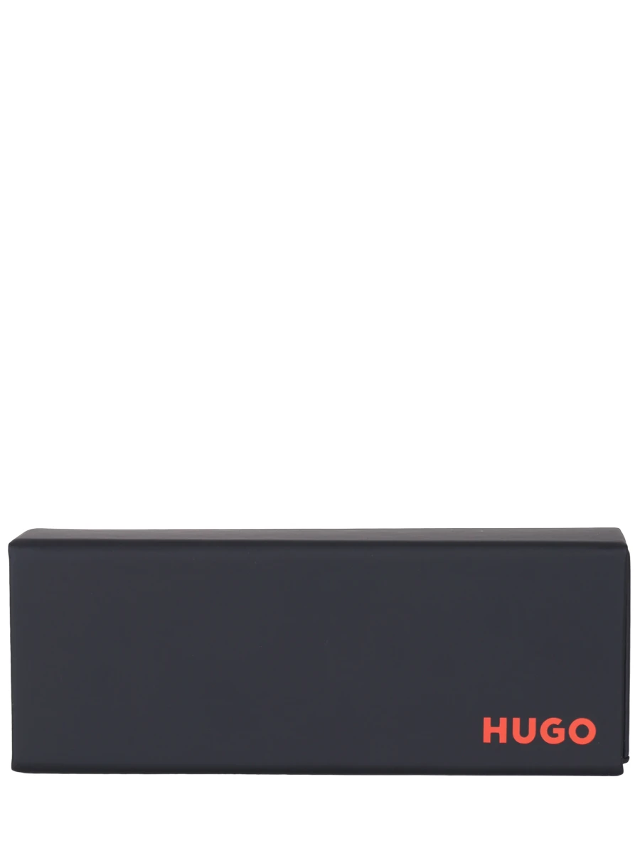 Очки солнцезащитные