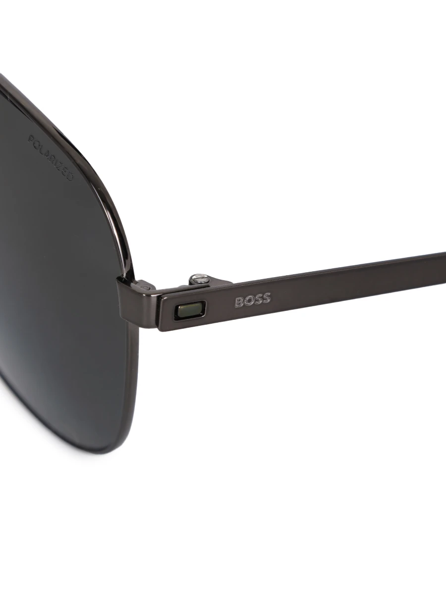 Очки солнцезащитные