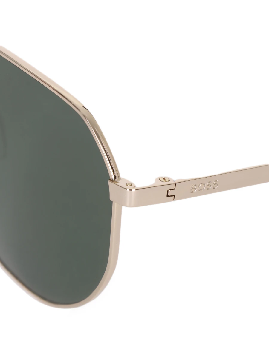 Очки солнцезащитные