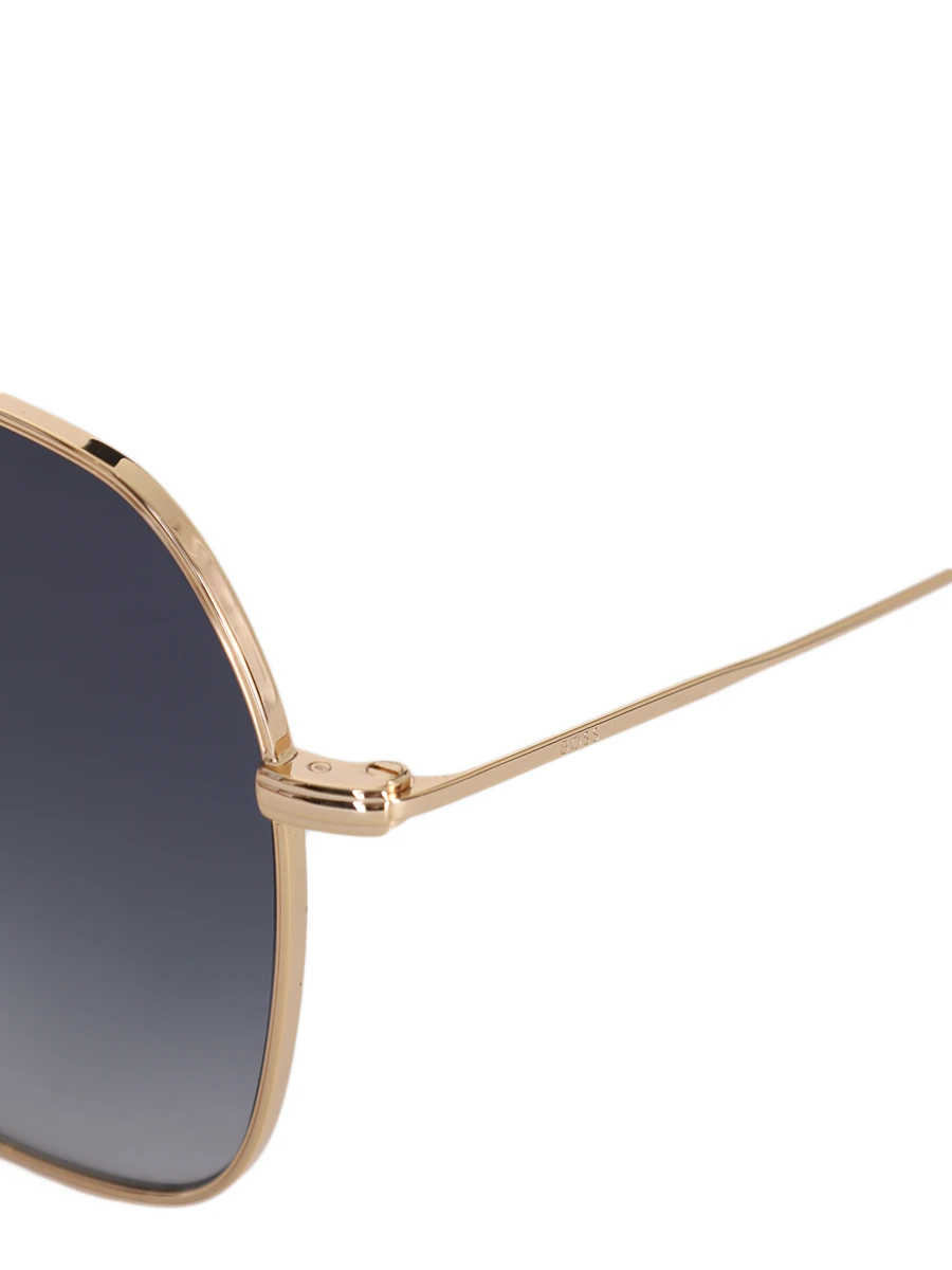 Очки солнцезащитные