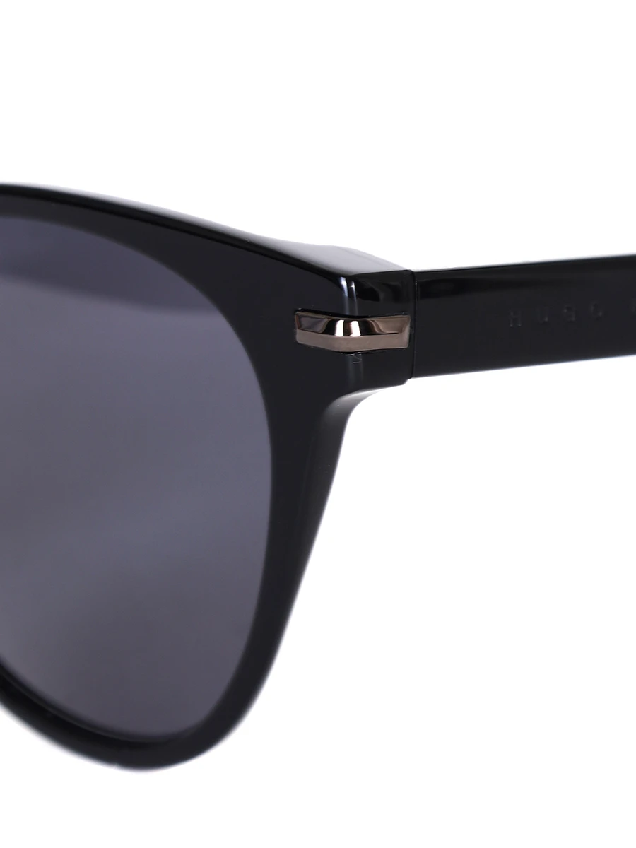 Очки солнцезащитные