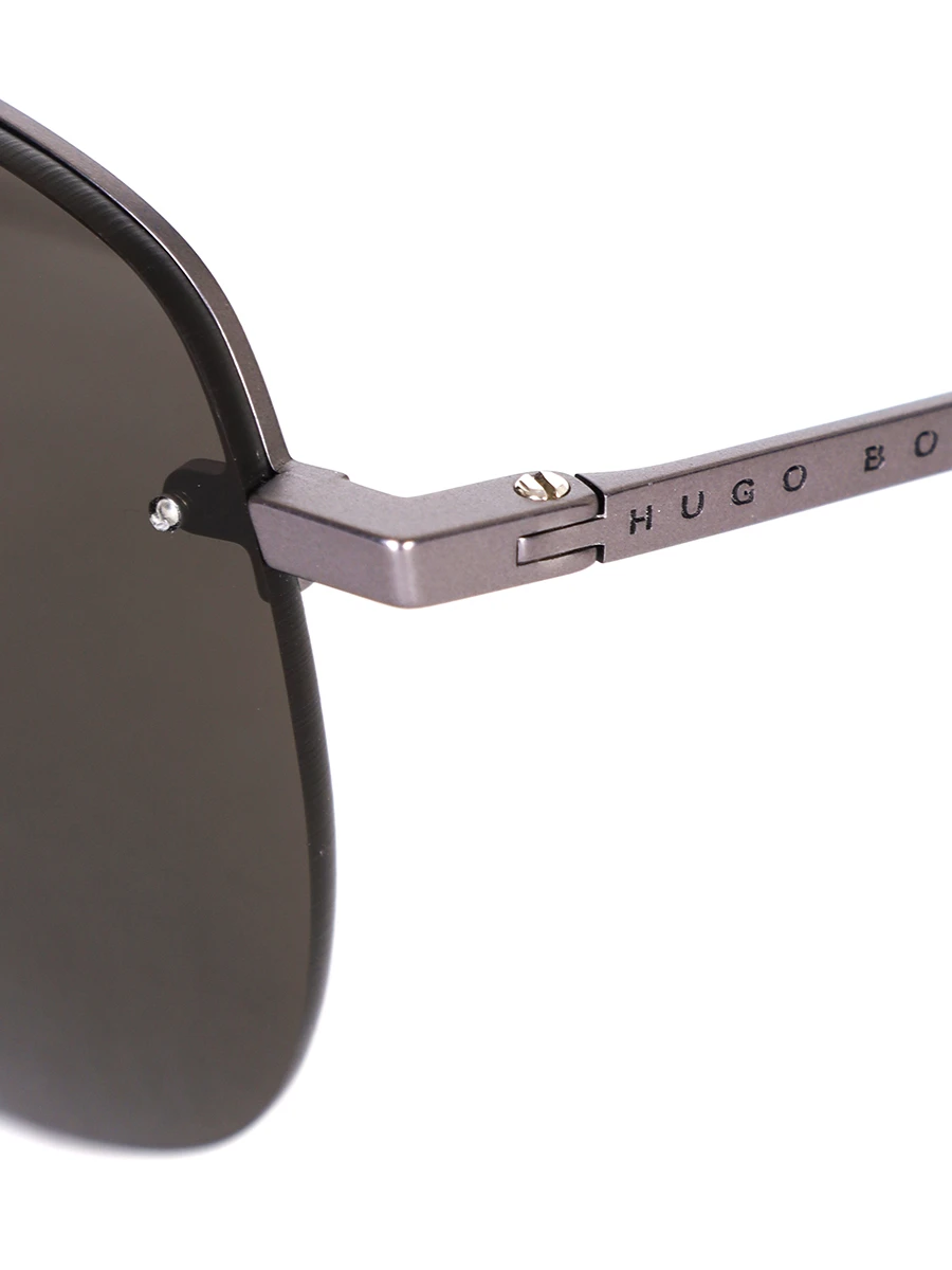 Очки солнцезащитные