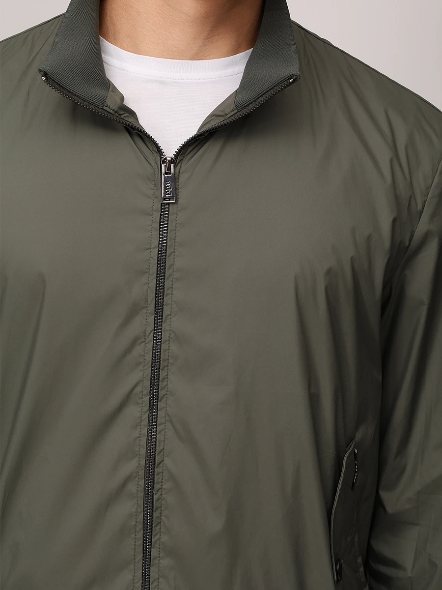 Бомбер однотонный