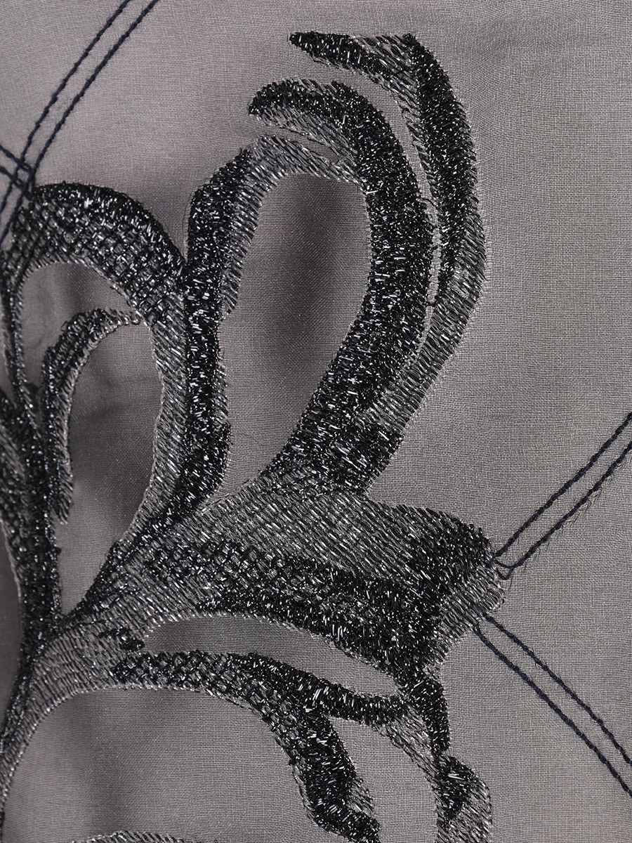 Топ с вышивкой