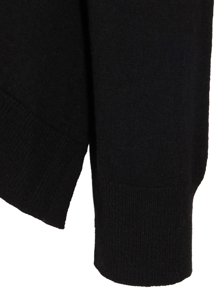 Джемпер с кружевом