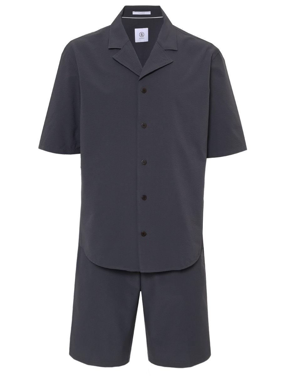 Костюм однотонный