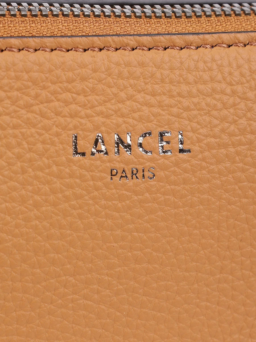 Косметичка кожаная