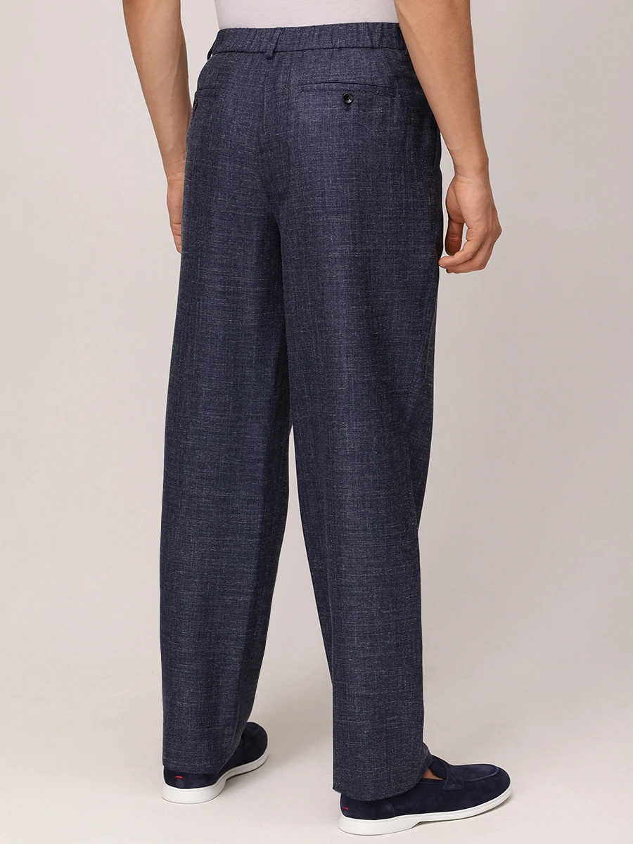 Костюм из шерсти и льна