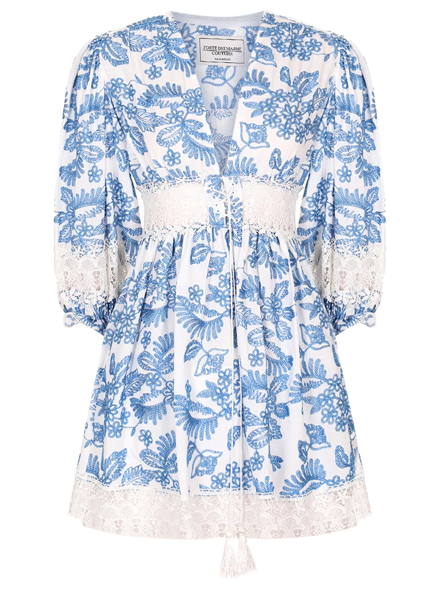 Платье с вышивкой