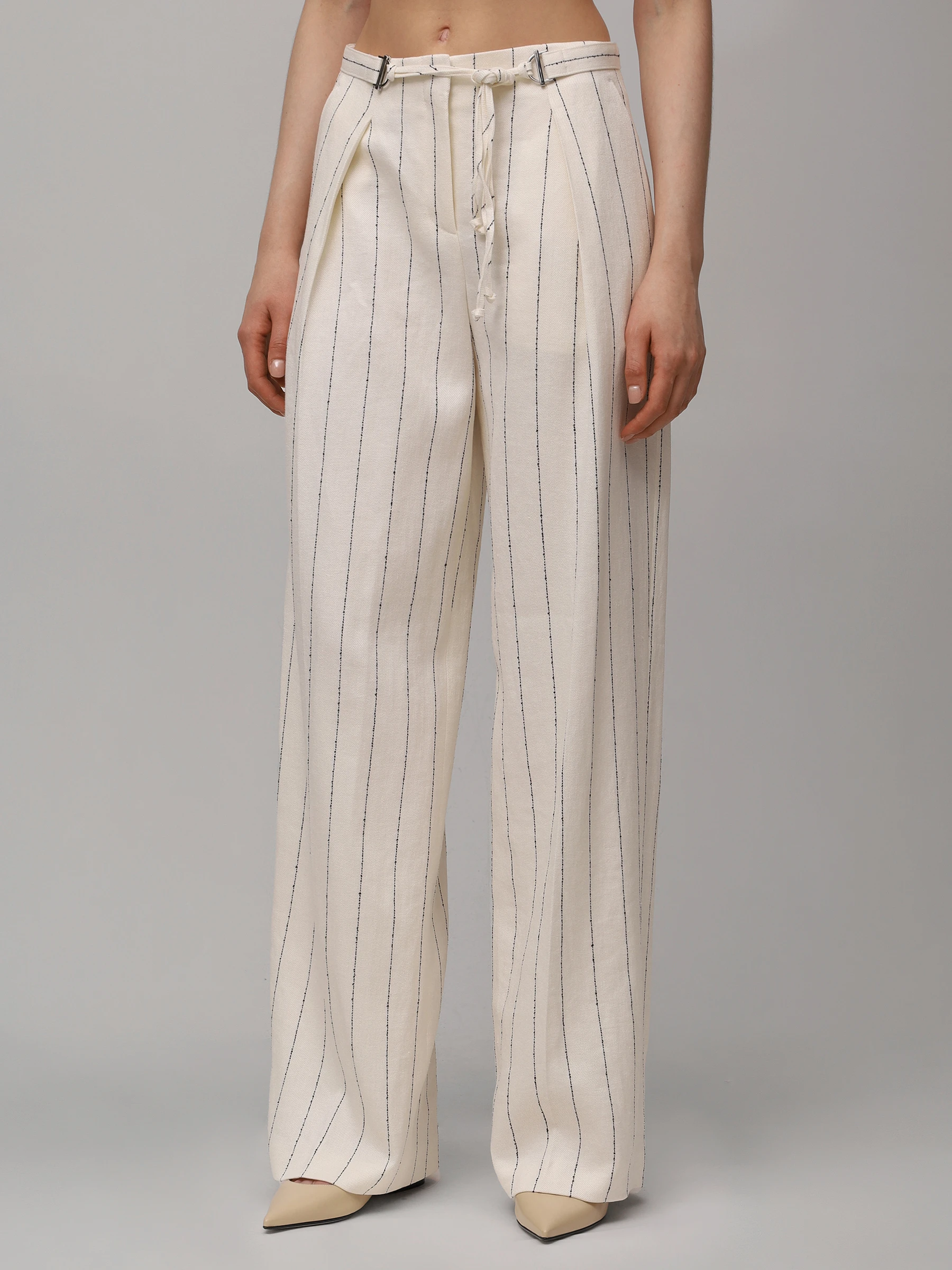 Брюки изо льна и вискозы