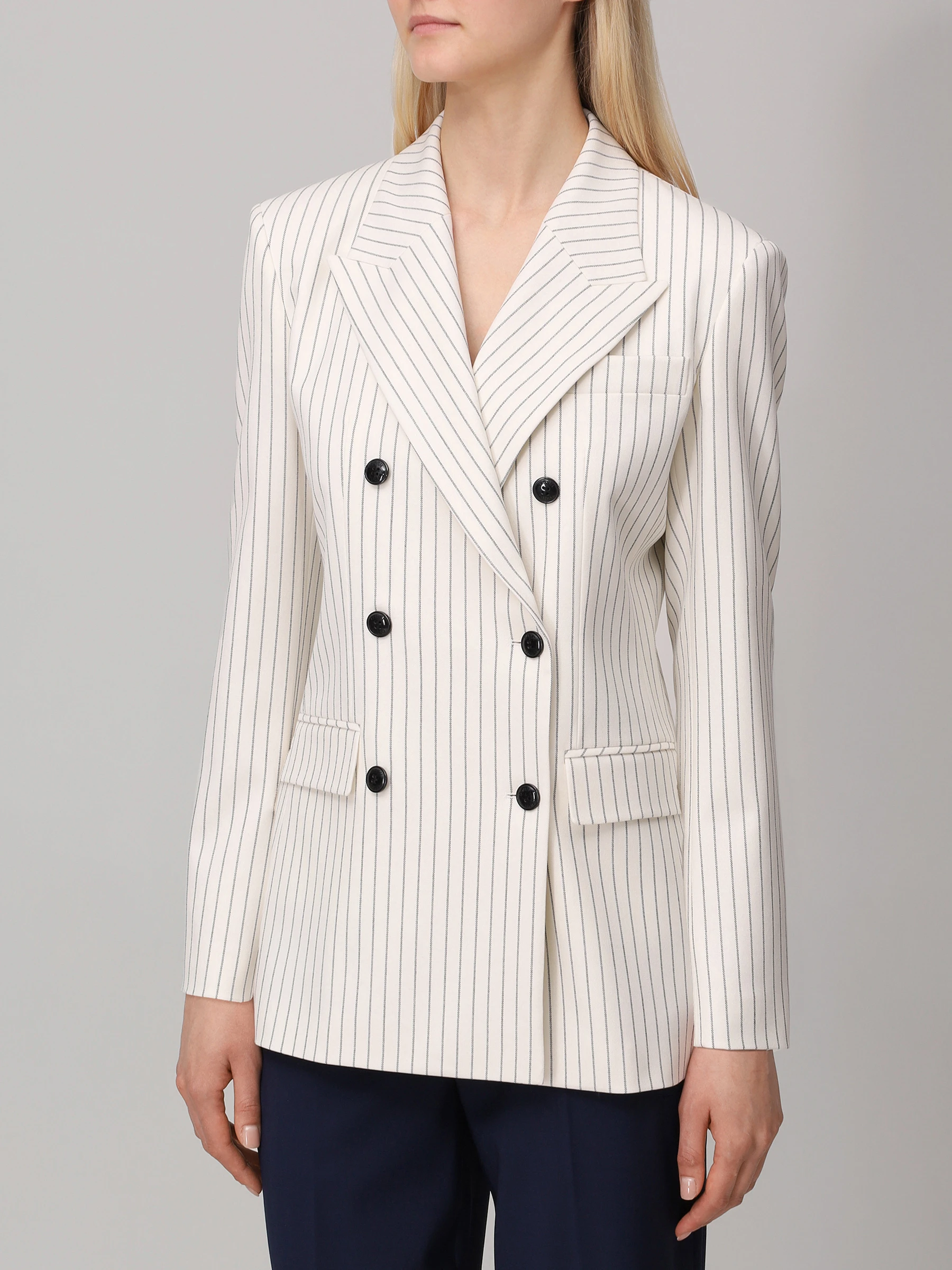 Пиджак в полоску