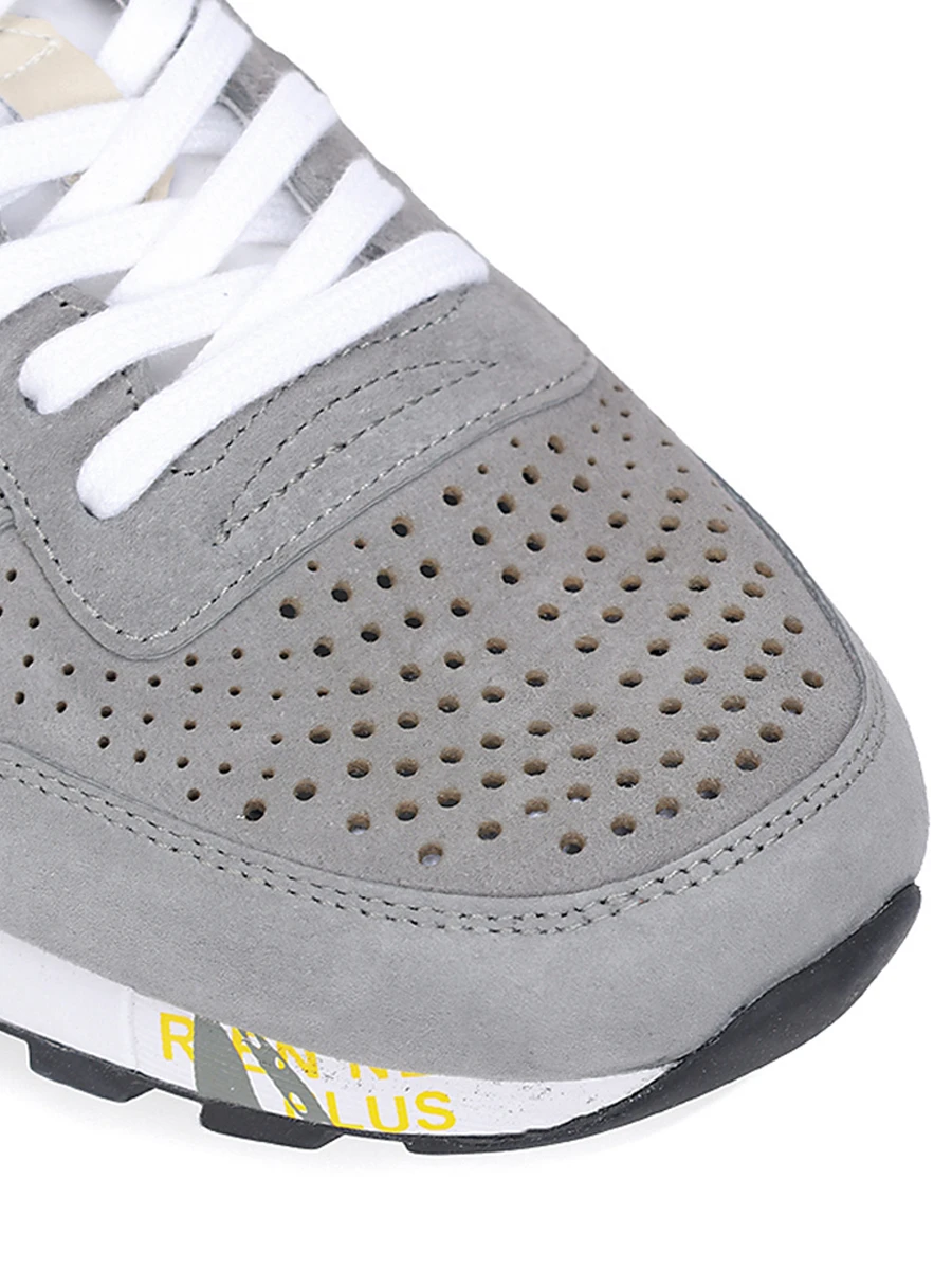 Кроссовки замшевые