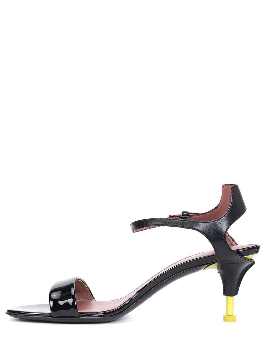 Босоножки кожаные Genny