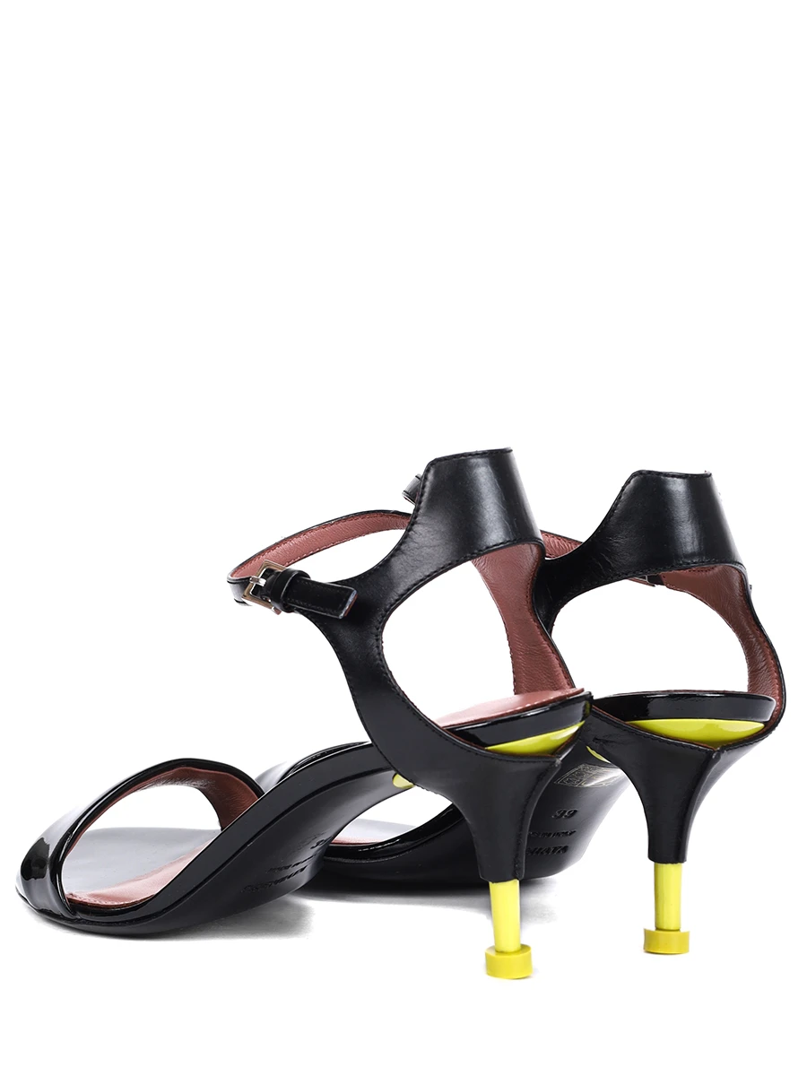 Босоножки кожаные Genny