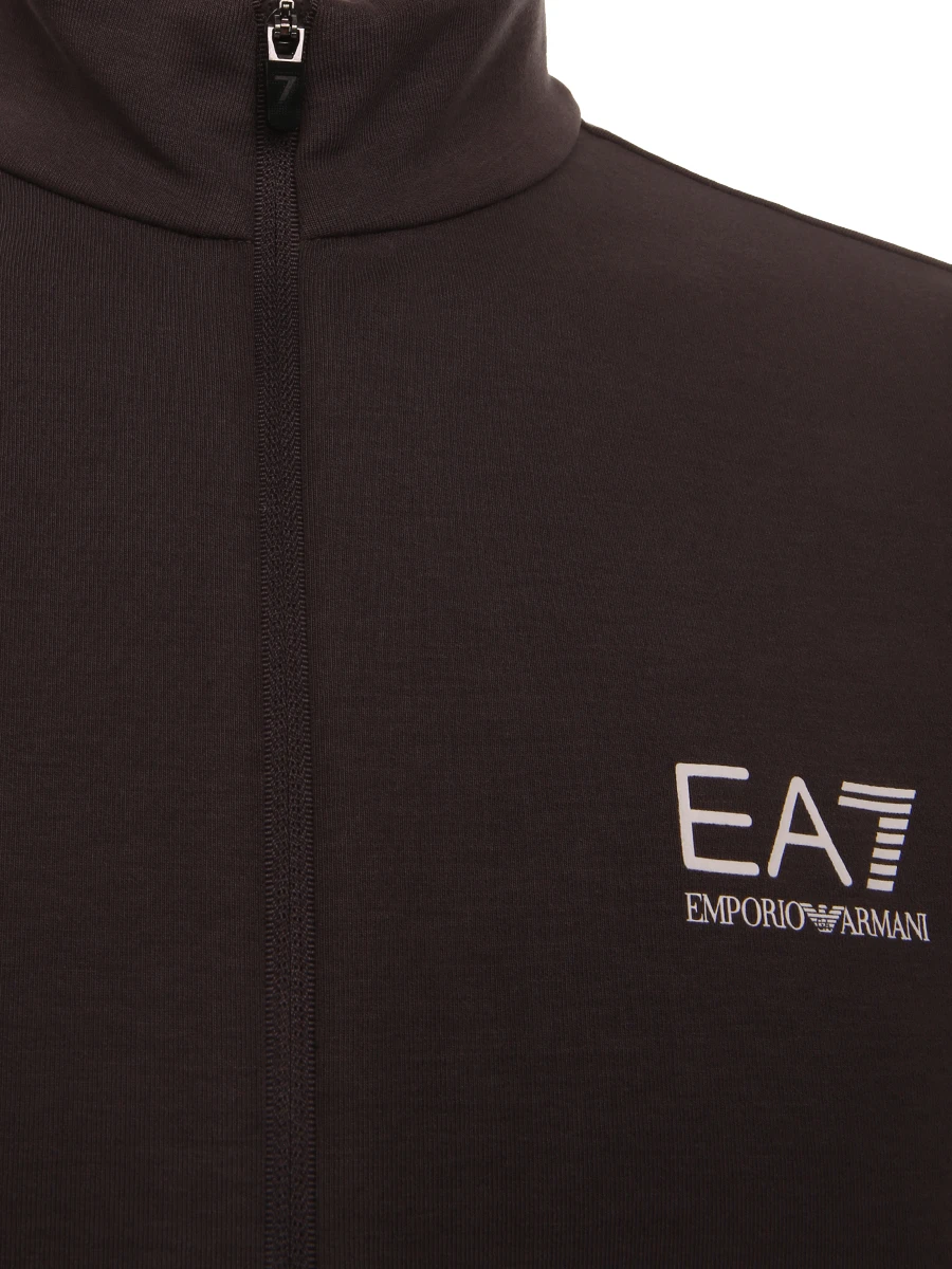 Костюм спортивный