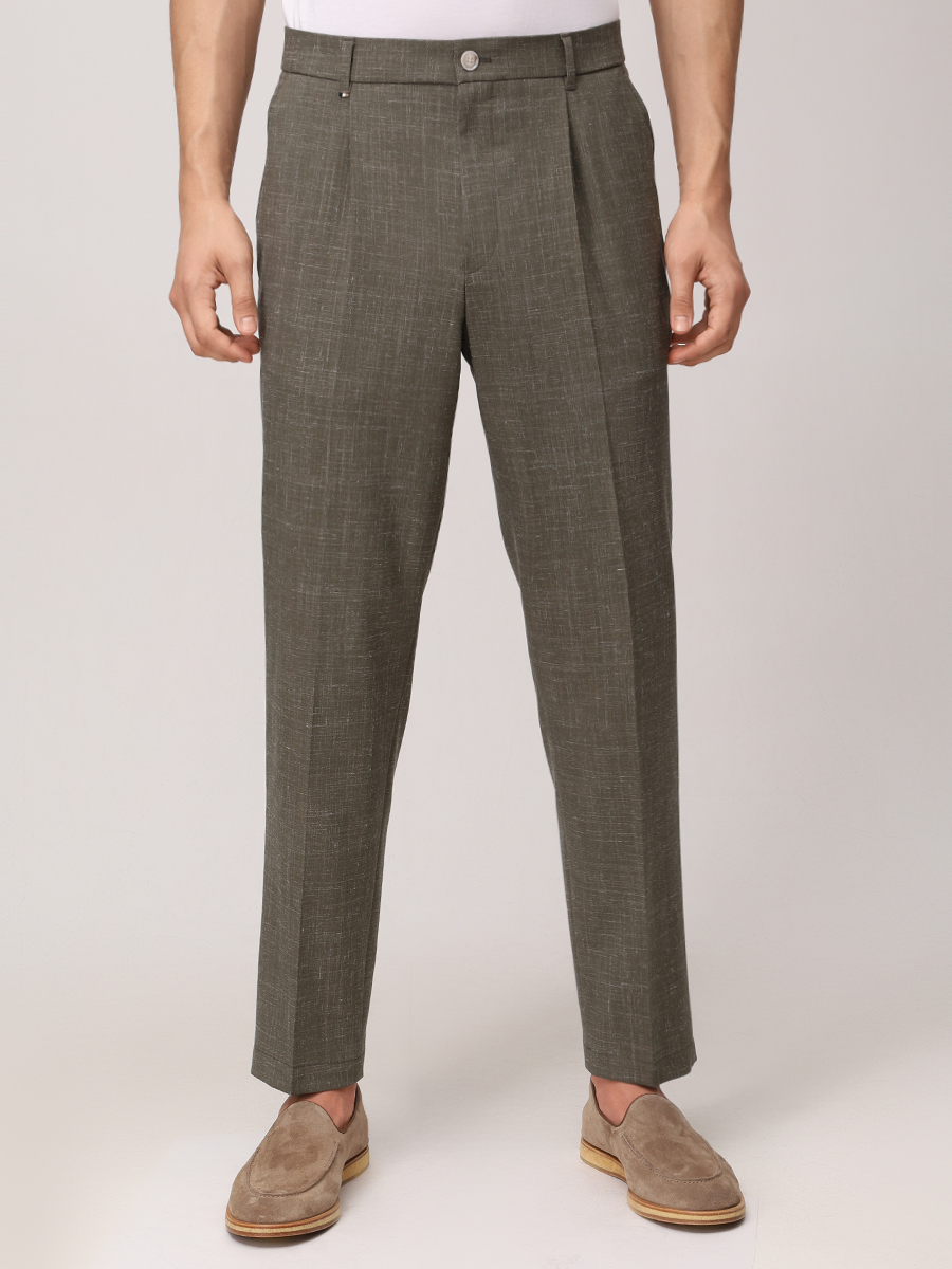 Костюм из шерсти и льна