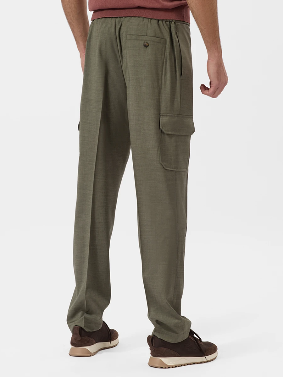 Костюм шерстяной