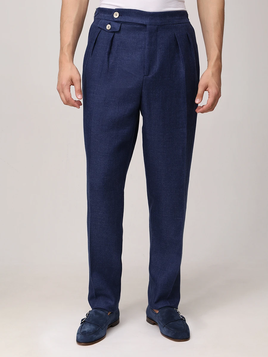 Костюм изо льна и шерсти