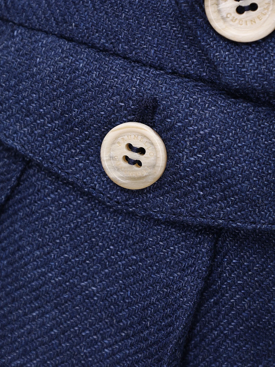 Костюм изо льна и шерсти