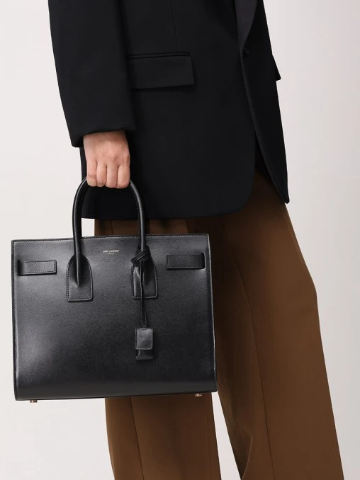 Сумка кожаная Sac De Jour Small SAINT LAURENT