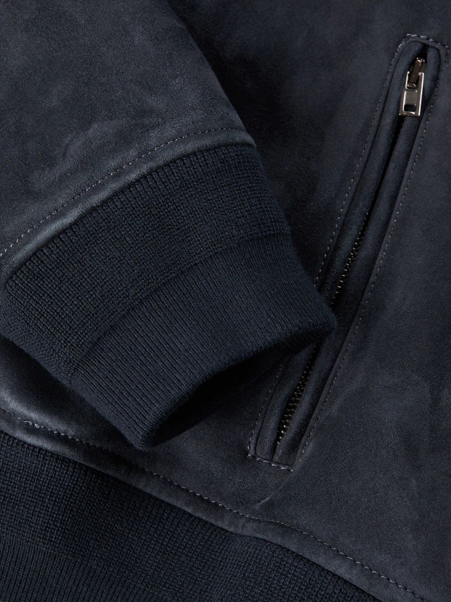 Бомбер замшевый