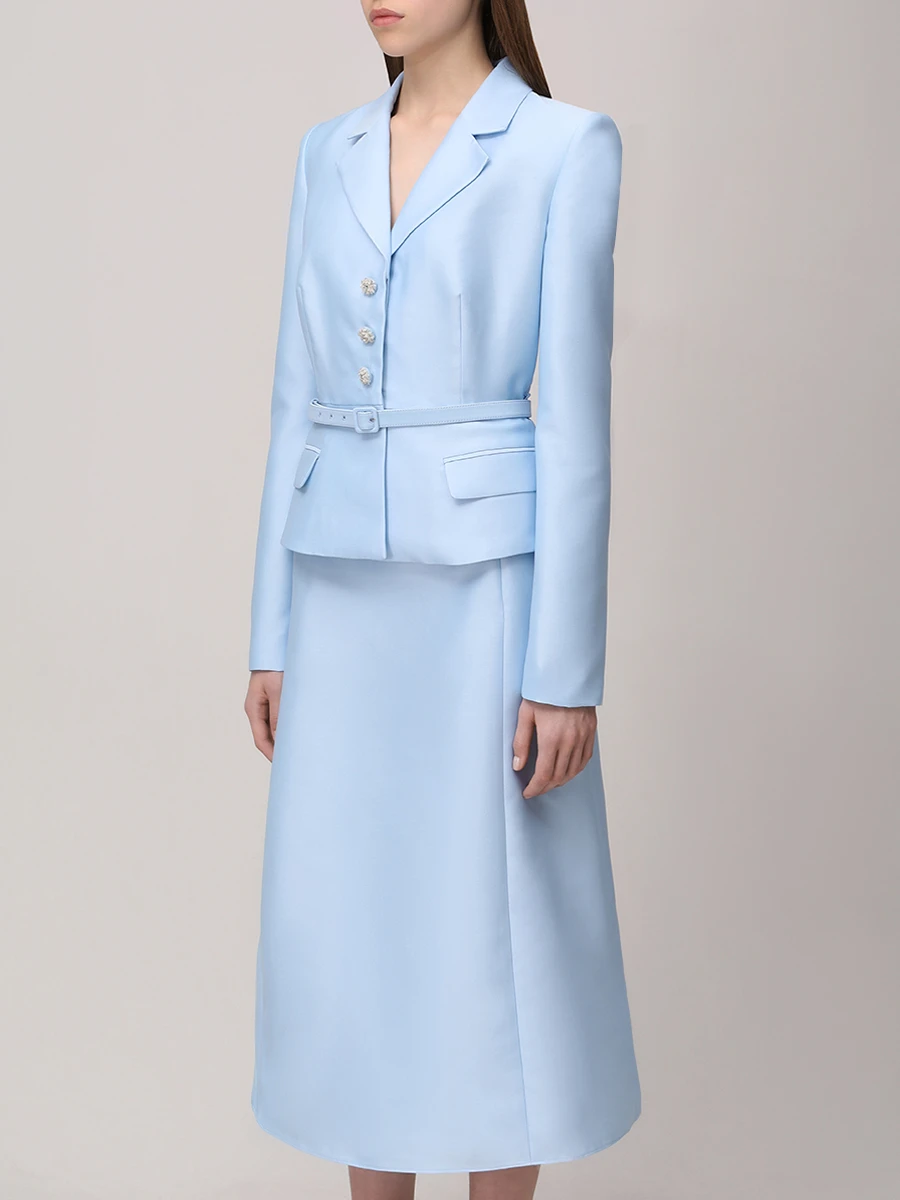 Платье из тафты