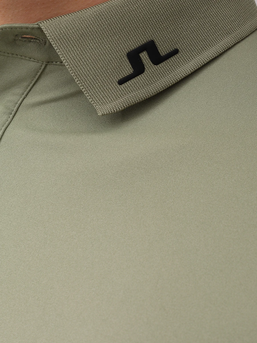 Поло с логотипом