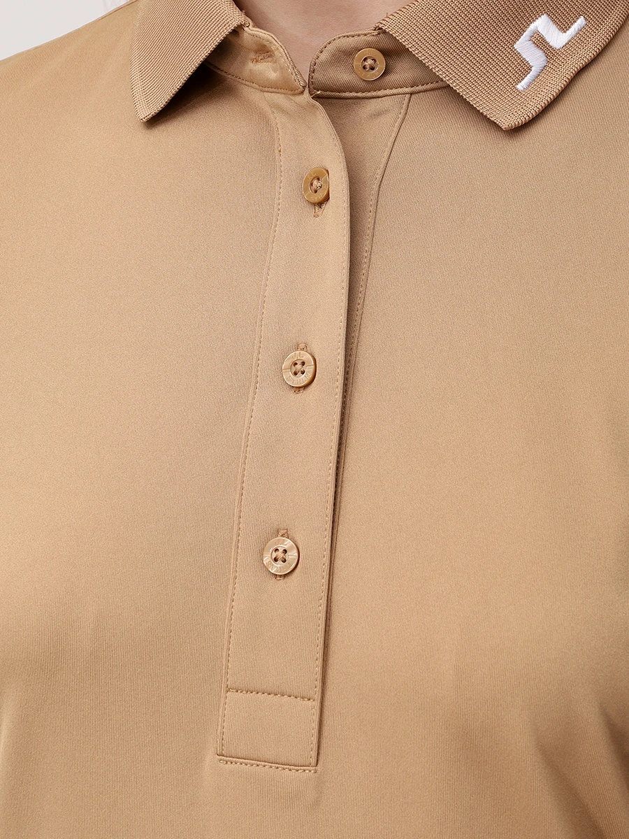 Поло с логотипом