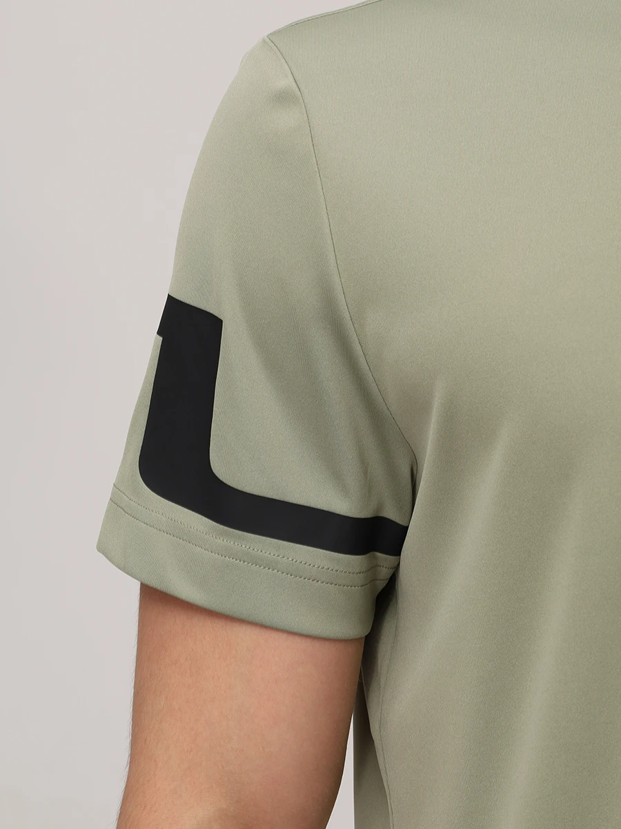 Поло с логотипом