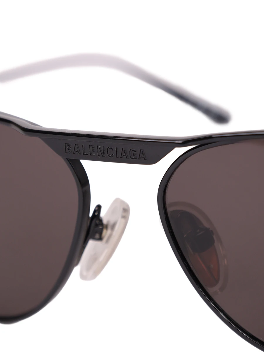 Очки солнцезащитные