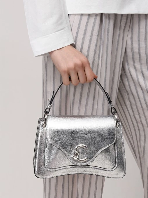 Сумка кожаная COCCINELLE