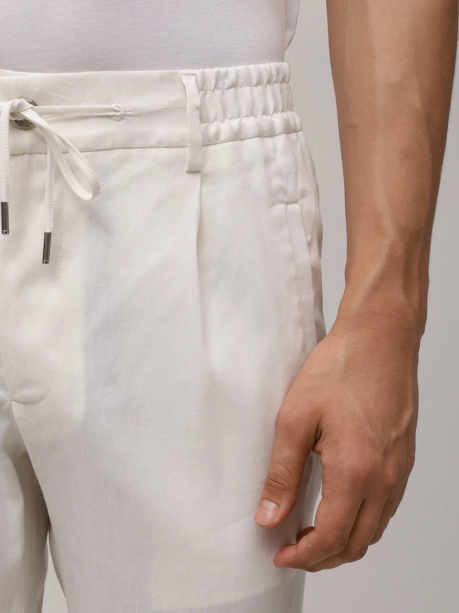 Шорты изо льна и шерсти