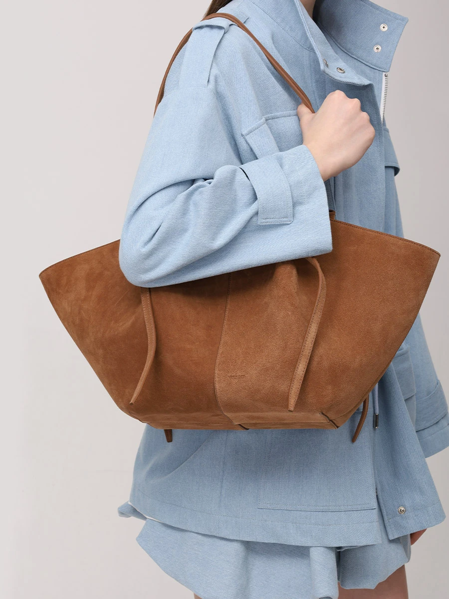 Сумка замшевая Large Mochi