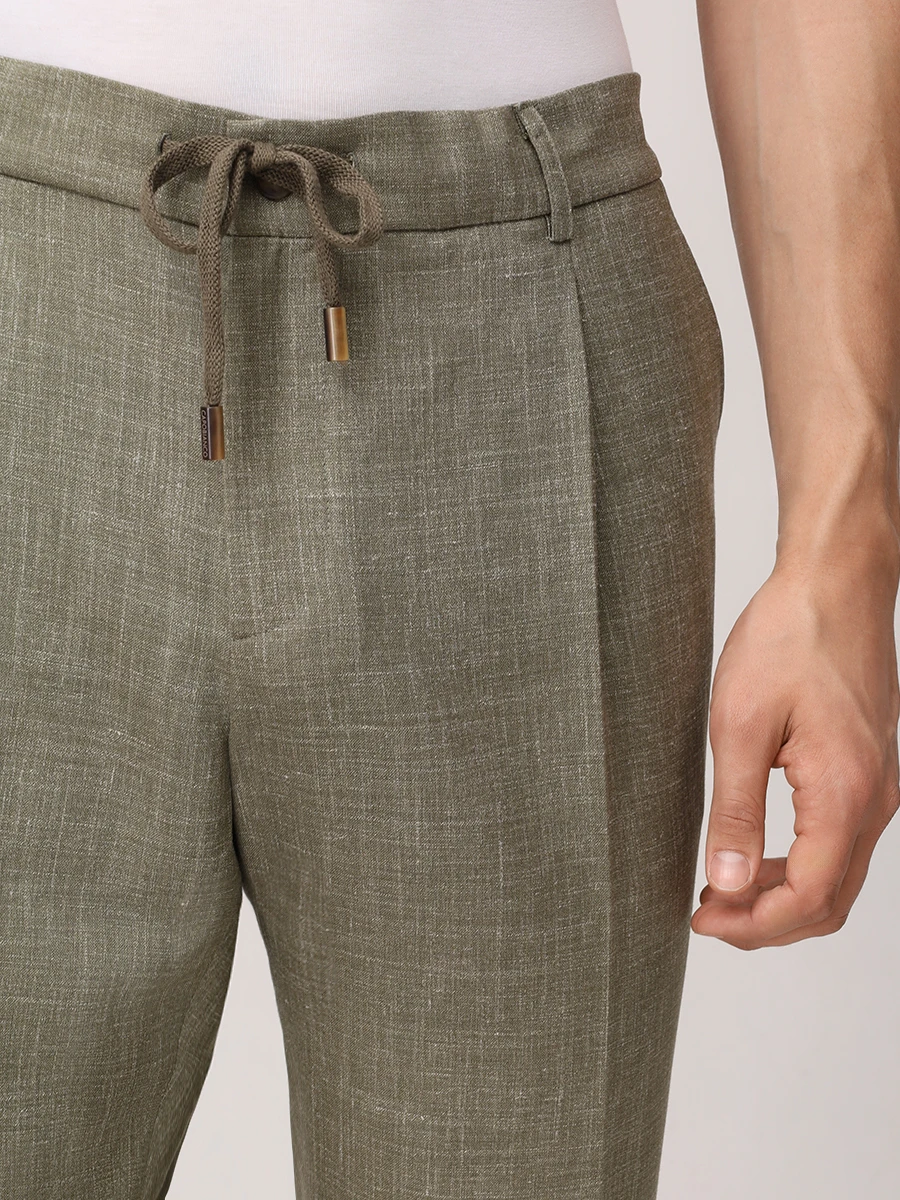 Костюм из шерсти