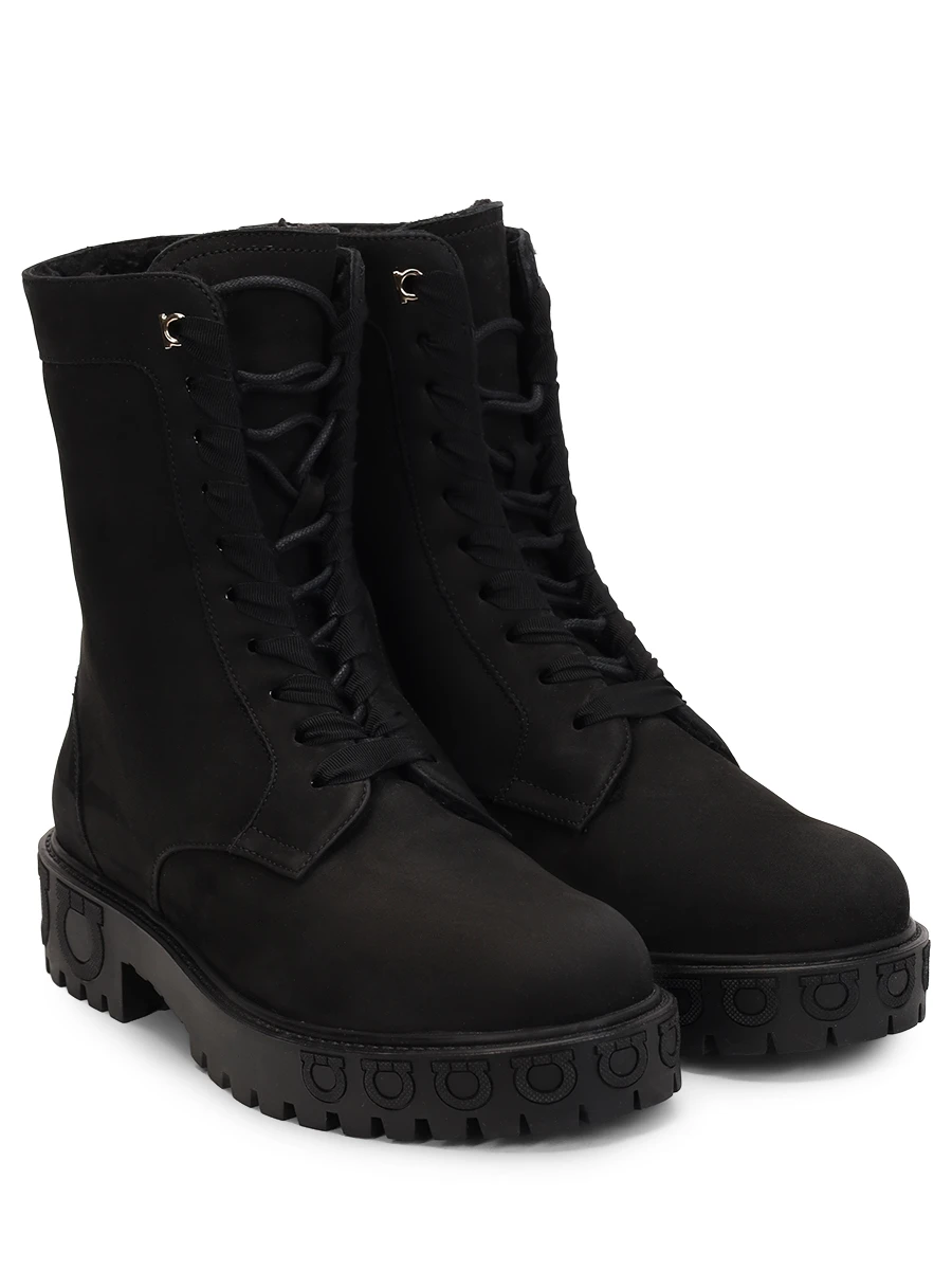 Ботинки из нубука