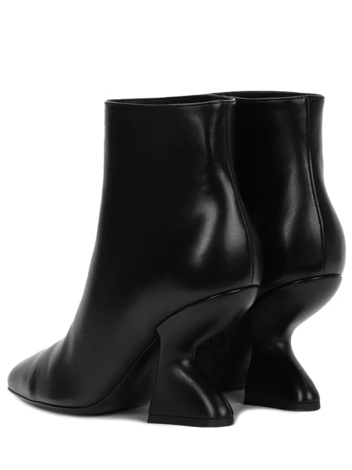Ботильоны кожаные S.FERRAGAMO