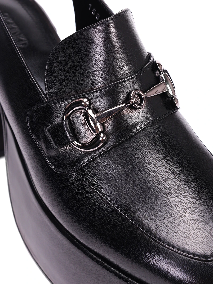 Сабо кожаное