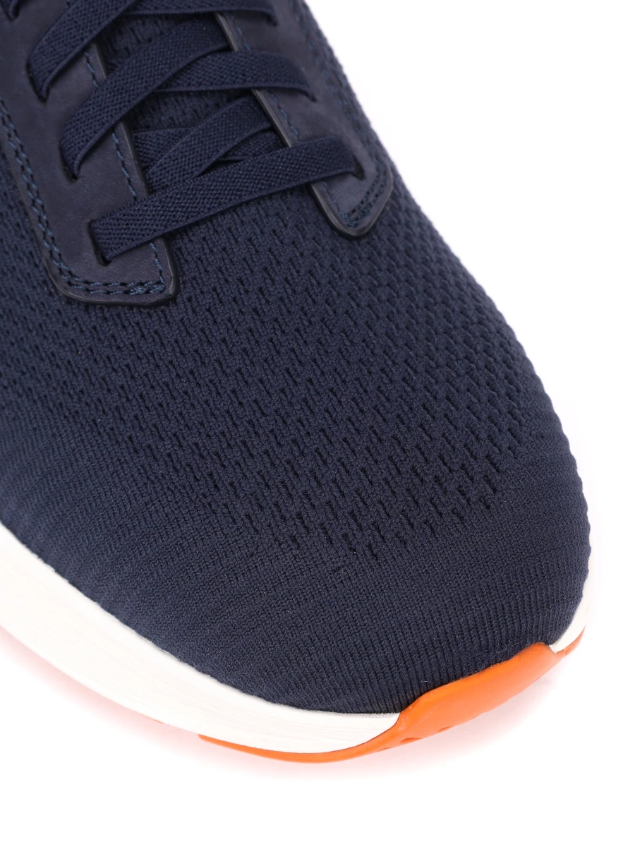 Кроссовки текстильные