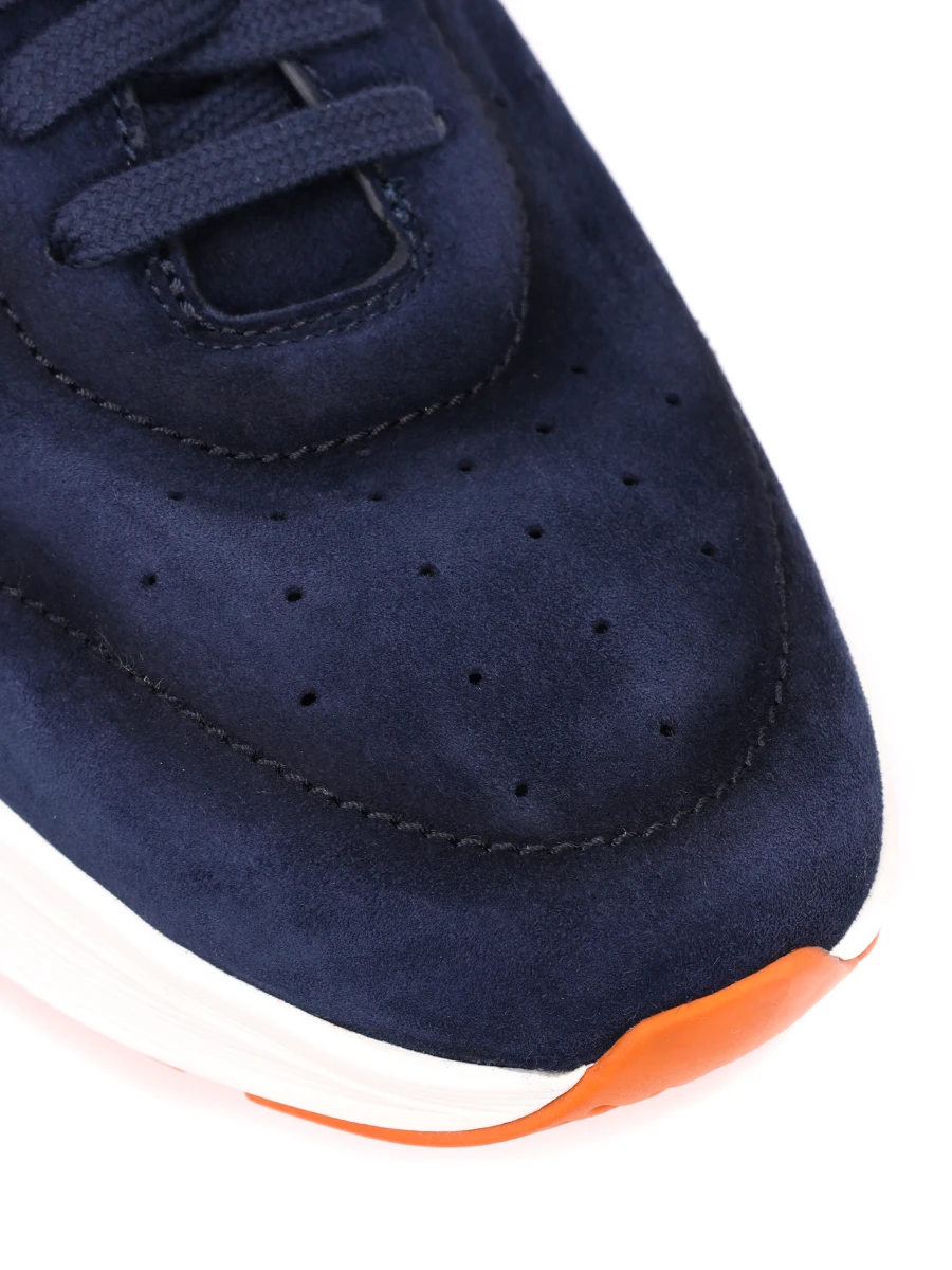 Кроссовки замшевые