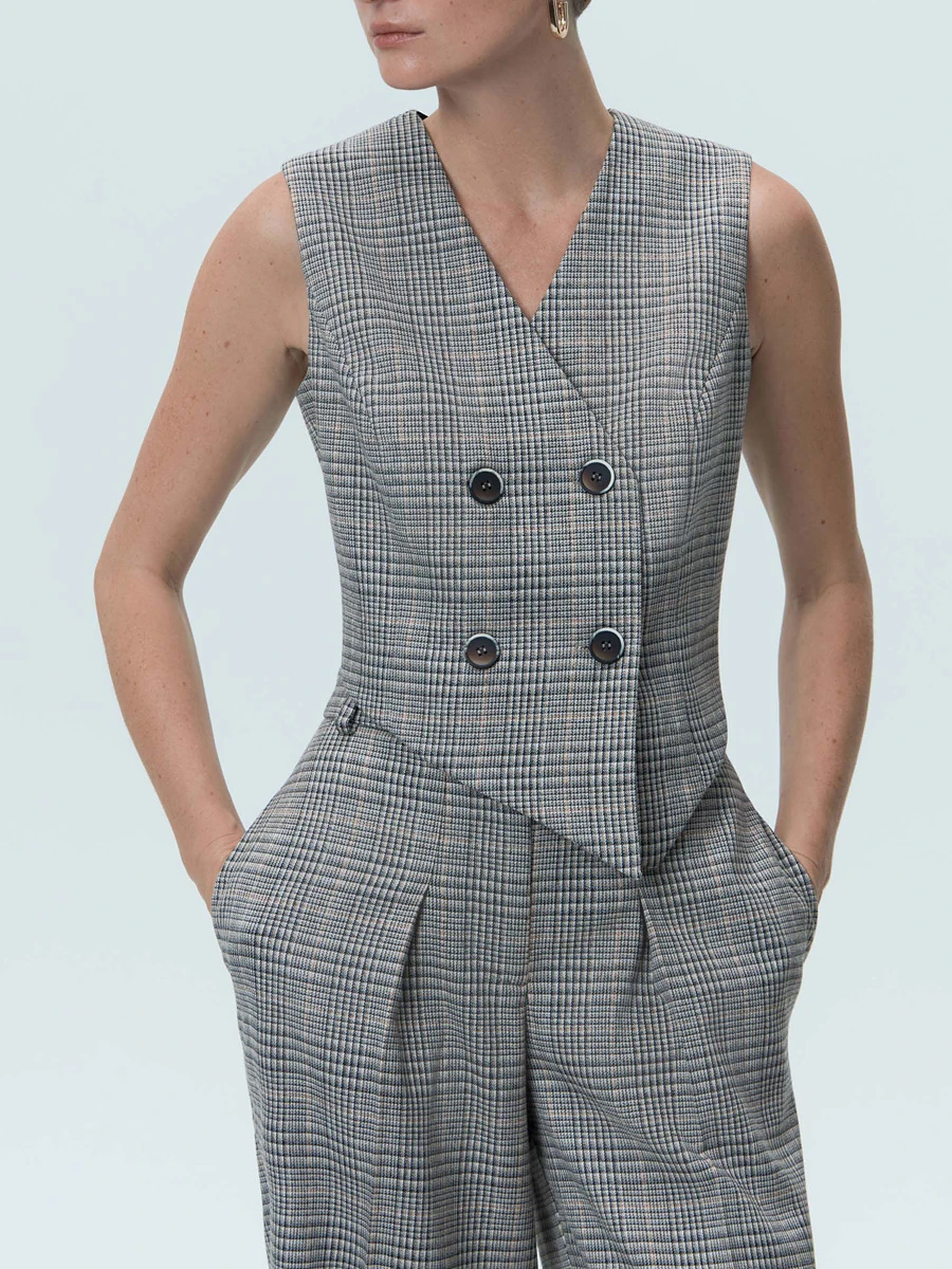 Жилет в клетку