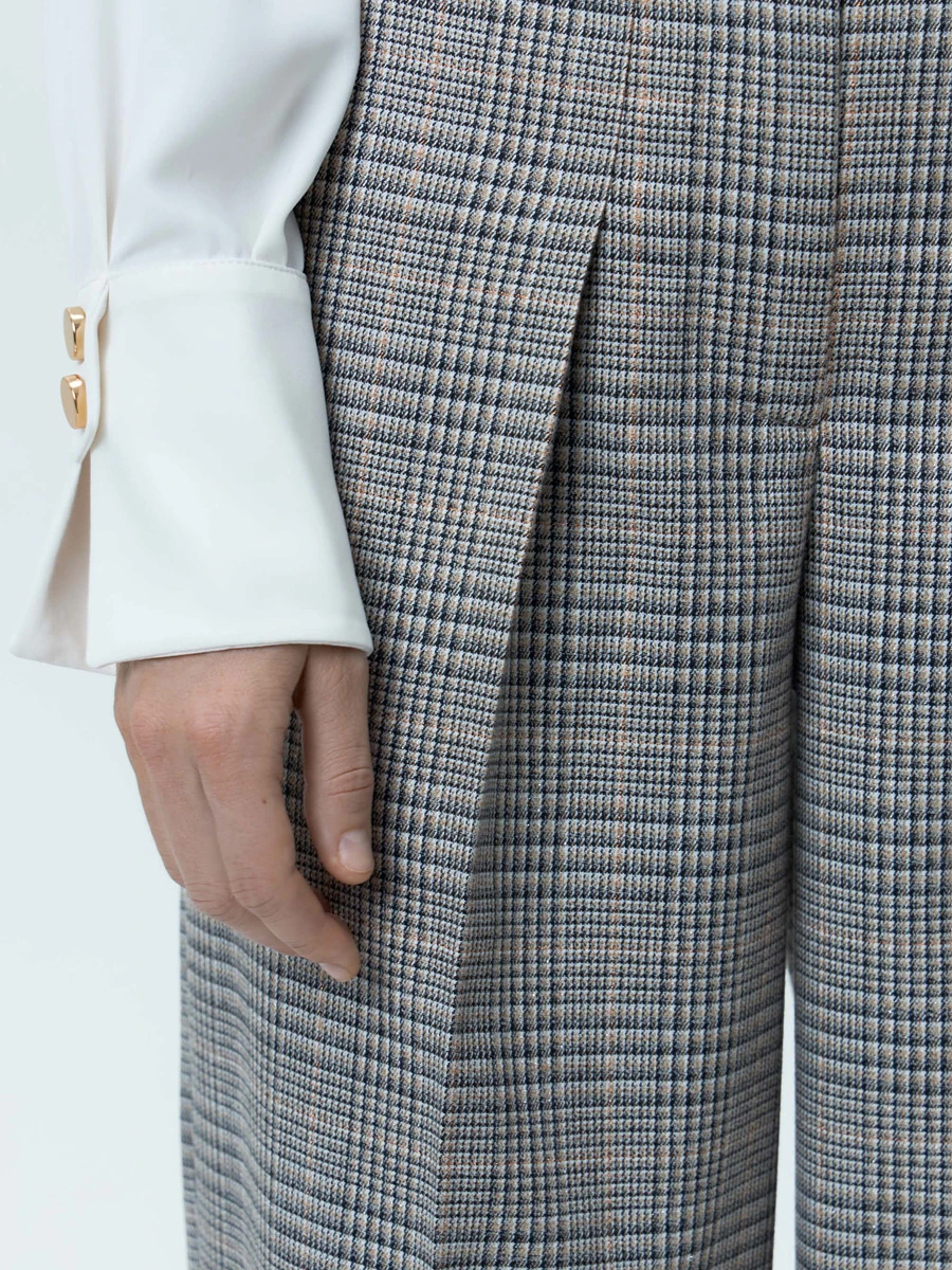 Брюки в клетку