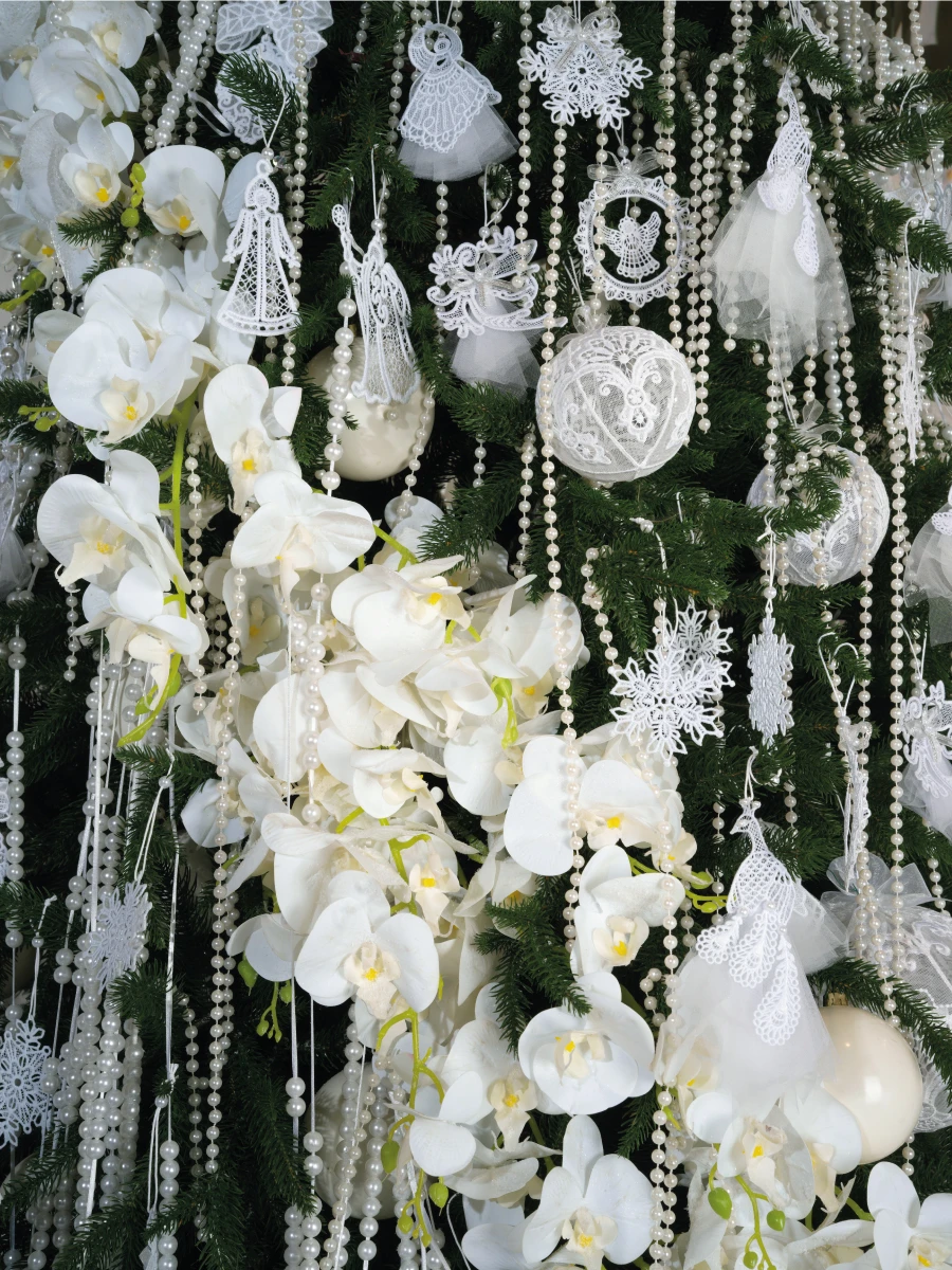 Ёлка Жемчуг и кружева