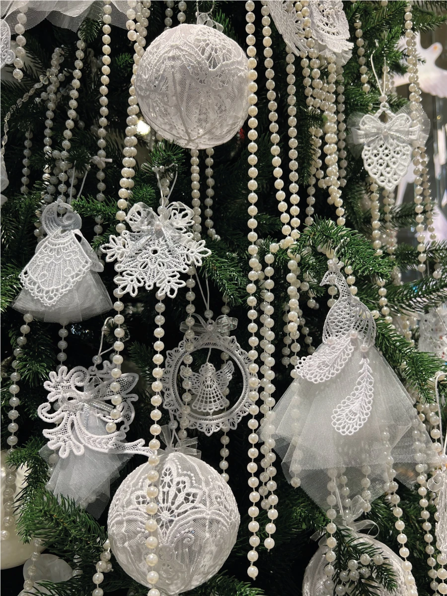 Ёлка Жемчуг и кружева