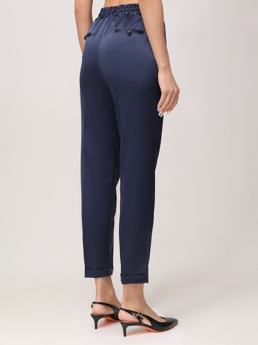 Костюм однотонный