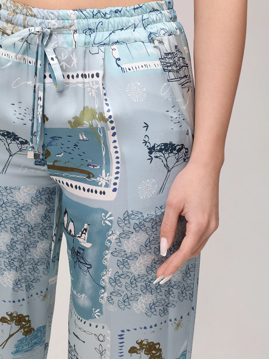 Костюм шелковыы