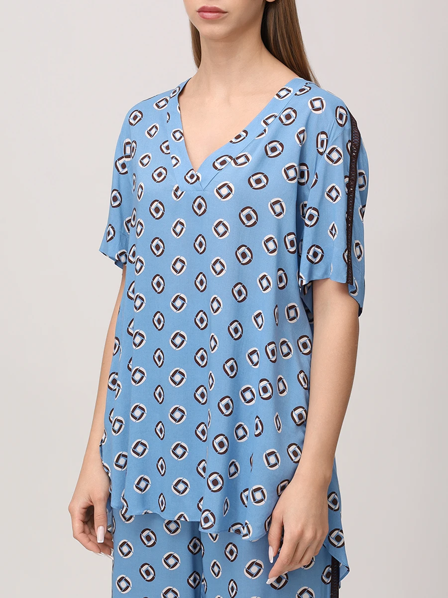 Костюм из вискозы