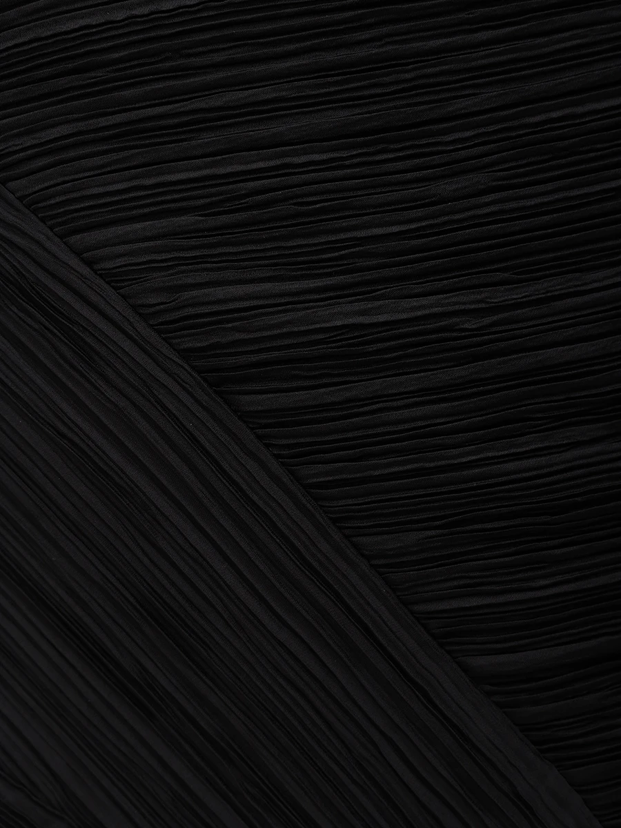 Платье со шлейфом